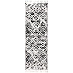 nuLOOM  2' 6" x 8' Ansley Moroccan Lattice Tassel Area Rug